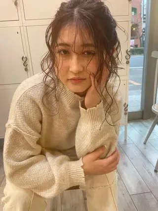 ミディアム ヘアアレンジ 高橋 みく/ minim 暖色のヘアスタイル