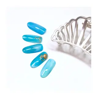 ネイル Toujours nail所属・Toujours / nijinaのネイルデザイン