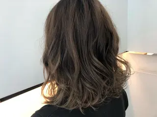 カラー GLROW haruhiのヘアスタイル