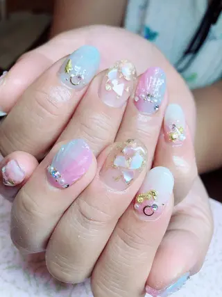 ネイル Piacere所属・Piacere 絵美のネイルデザイン