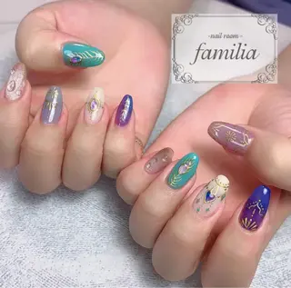 ネイル -nailroom- familiaのネイルデザイン