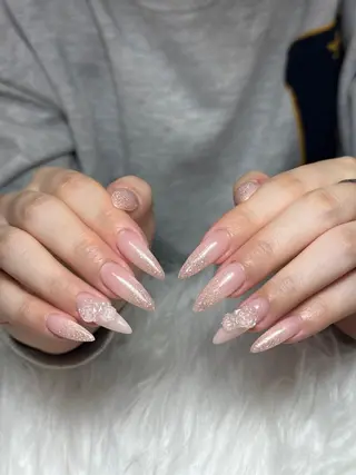 ネイル Julli NailStudioのネイルデザイン