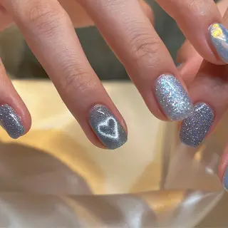 ネイル 内田 里穂のネイルデザイン