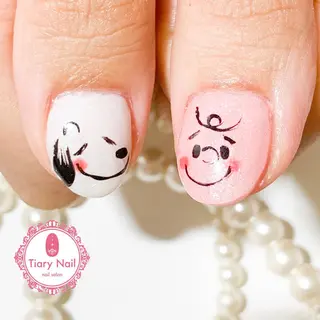 ネイル 💗🪽Tiary Nail🪽💗のネイルデザイン