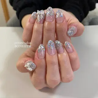 ネイル BONHEUR Annaのネイルデザイン