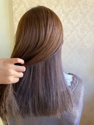 カラー ヒヨシ ルナのヘアスタイル