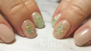 ネイル 柴田 彩のネイルデザイン