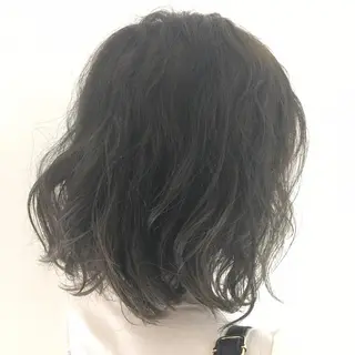 ミディアム 松佐 ゆかりのヘアスタイル