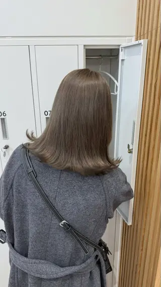 セミロング カラー GOTODAY  神戸三宮店所属・Hatanaka Airiのヘアスタイル