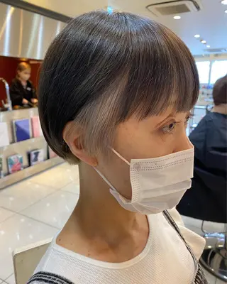 ショート カラー sea's所属・ヒラカホ/矢場町/ ブリーチ/似合わせのヘアスタイル