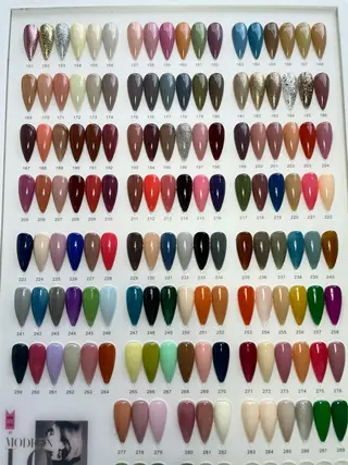 カラー M🌷nail 長さだし専門店のネイルデザイン