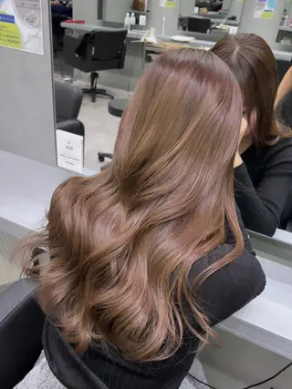 ロング カラー 【elyts】 COCOROのヘアスタイル