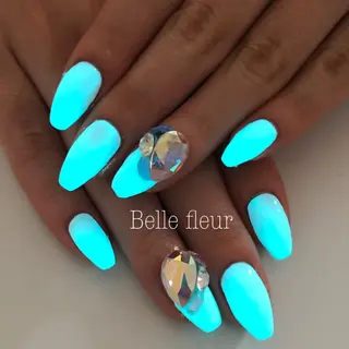 ミディアム ネイル Belle fleurのネイルデザイン