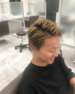 ショート カラー パーマ メンズ kiitos所属・関西センターパート メンズモデル募集のヘアスタイル