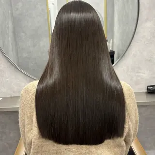 ロング カラー NUMBER_ ユイナのヘアスタイル