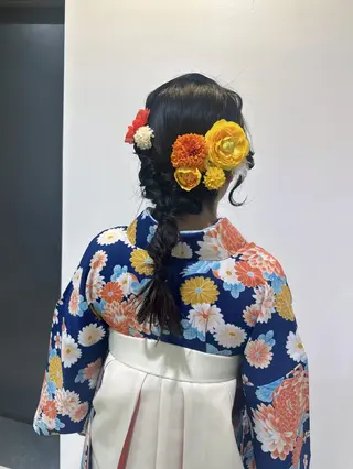 ヘアアレンジ レイヤー 艶々カラーのヘアスタイル