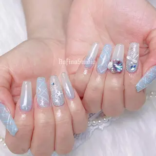 ネイル 桃香 Minaのネイルデザイン