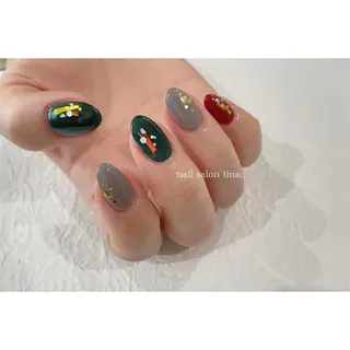 ネイル nail salon tina.所属・中山 はづきのネイルデザイン