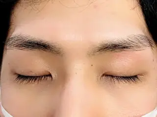 アイブロウ color eyelash所属・color 能見台 Saoriのマツエク・マツパデザイン