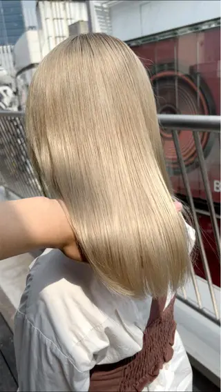 セミロング カラー 高島大登/顔周り /レイヤーカットのヘアスタイル