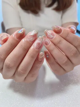 ネイル Flowerネイルサロン所属・. yukiのネイルデザイン