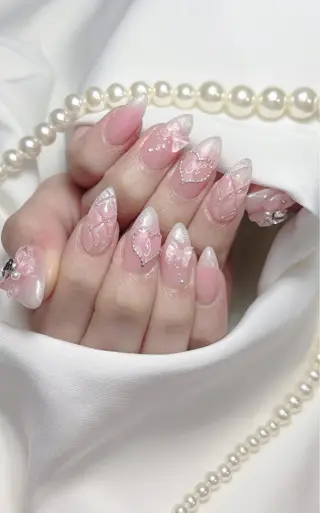 ネイル Nhit Nailsのネイルデザイン