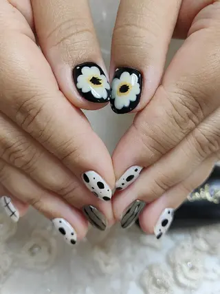 ネイル ショート Mia 自宅ネイルサロンのネイルデザイン