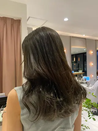 ロング カラー 艶髪/ダークトーン 🩶丸山日向のヘアスタイル