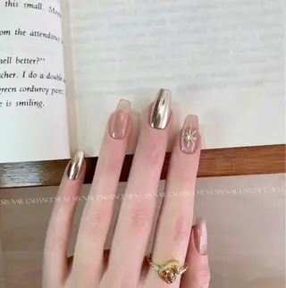 ネイル ETELUNA Nail 銀座店【パラジェル/フィルイン/チップスカルプ/マグネット/ニュアンス】所属・周 テイのネイルデザイン