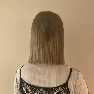 ミディアム sliver siki/yuuのヘアスタイル