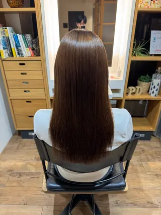 セミロング afloatkobe所属・美髪/髪質改善 川口凌弥のヘアスタイル