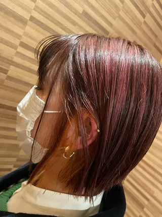 カラー ○HITOMI ○のヘアスタイル