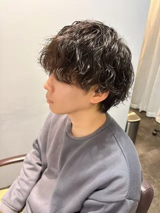 ミディアム パーマ メンズ warme .のヘアスタイル