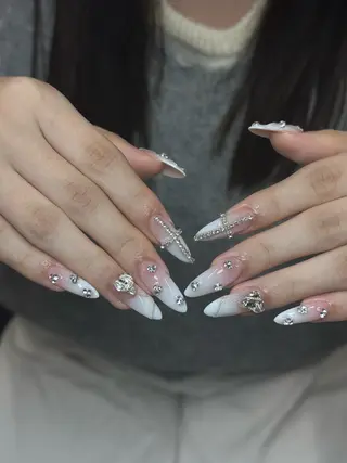 ネイル Iconic所属・Iconic Nailのネイルデザイン