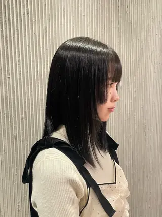 セミロング カラー 大谷 百音のヘアスタイル