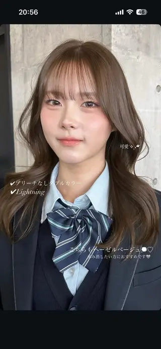 セミロング amy .のヘアスタイル