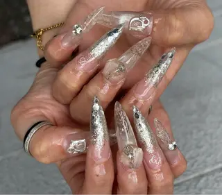 ネイル ✴︎ Delightのネイルデザイン