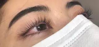 マツエク・マツパ eye.Rizm所属・eye.Rizm 銀座のマツエク・マツパデザイン