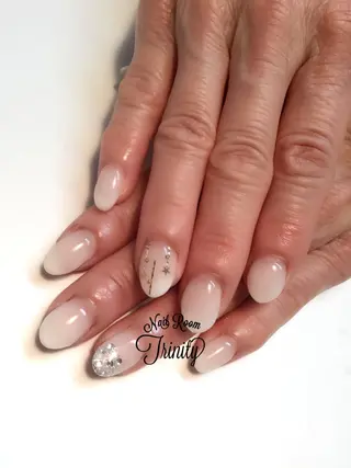 ネイル Trinity staffのネイルデザイン