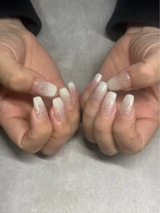 ネイル La vie est belle.所属・ラヴィエベル なつみのネイルデザイン