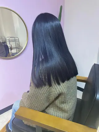 カラー MATTY azusaのヘアスタイル