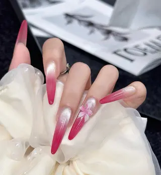 ネイル BEAUTY NAIL SALON所属・beautynail Emiのネイルデザイン