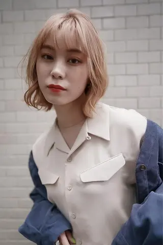 ミディアム SALOWIN所属・MA Iのヘアスタイル