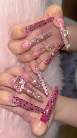 ネイル ネイルサロンティアラ所属・ネイルサロン ティアラのネイルデザイン