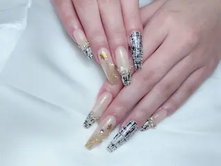 ネイル M🌷nail 長さだし専門店のネイルデザイン