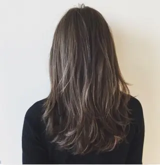 ショート ミディアム セミロング ロング カラー ケア剤オタク×海外 ヘア長谷川裕起のヘアスタイル