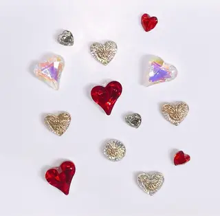 ネイル VIERU 🌈🎀💖のネイルデザイン