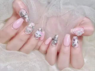 ネイル KIMI 🐰のネイルデザイン