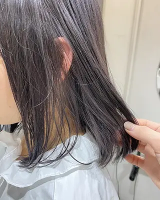 ミディアム カラー レイヤー　べージュ 白石研太のヘアスタイル
