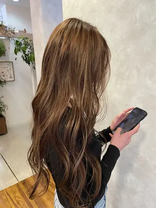 ロング カラー ami makinoのエステ・リラクイメージ